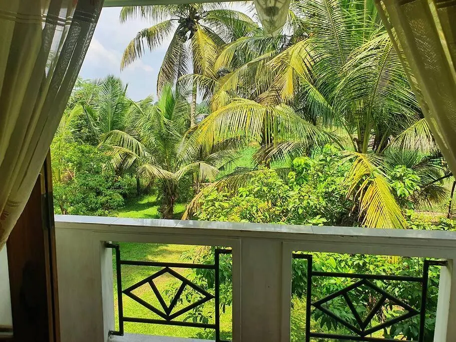 Greenheart Villa- Top Floor, Specious 3Br-1Br Ac - Hot W, Peace In Greenary & Fresh Air -Travel Awards 2025 Maharagama