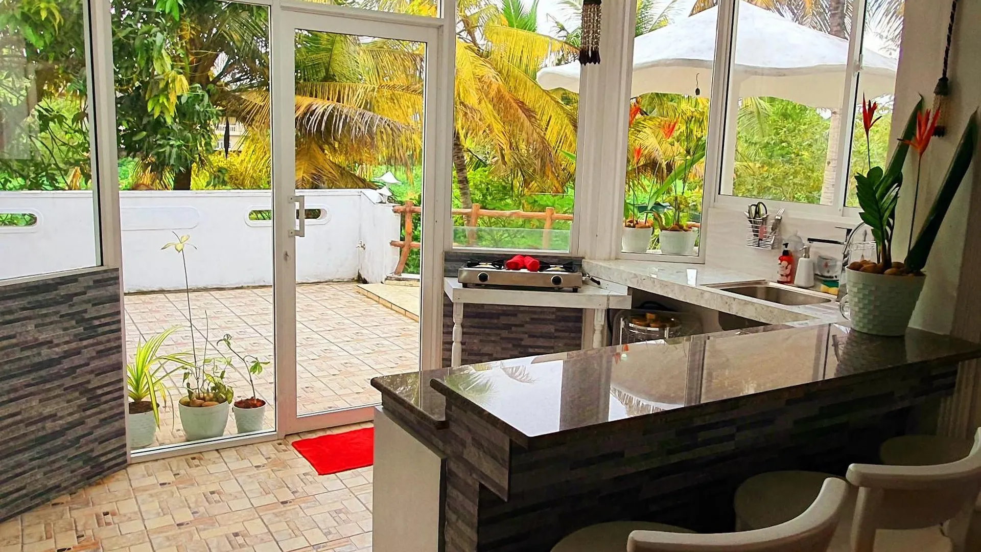 Apartment Greenheart Villa- Top Floor, Specious 3Br-1Br Ac - Hot W, Peace In Greenary & Fresh Air -Travel Awards 2025 Maharagama
